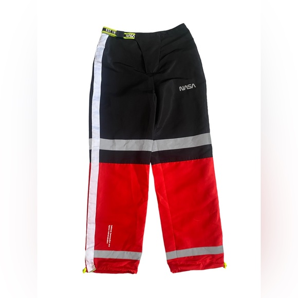 Forever 21 NASA Reflective High Rise Wind Pants, Athletic Pants, Nylon Pants - Picture 3 of 12